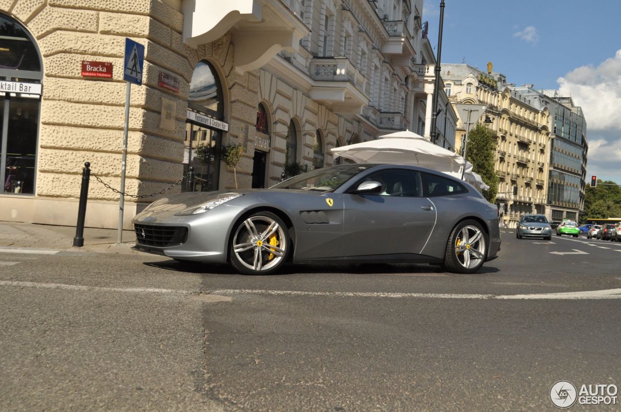 Ferrari GTC4Lusso