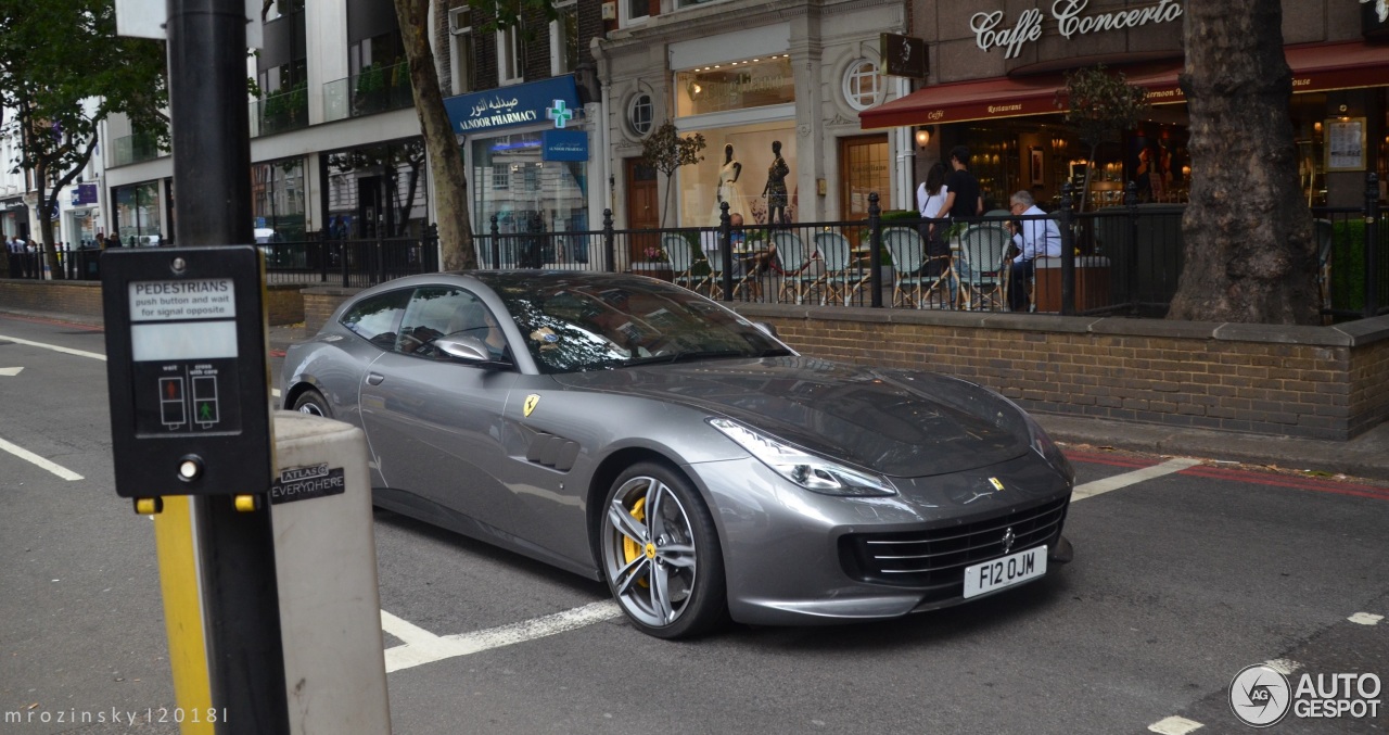 Ferrari GTC4Lusso