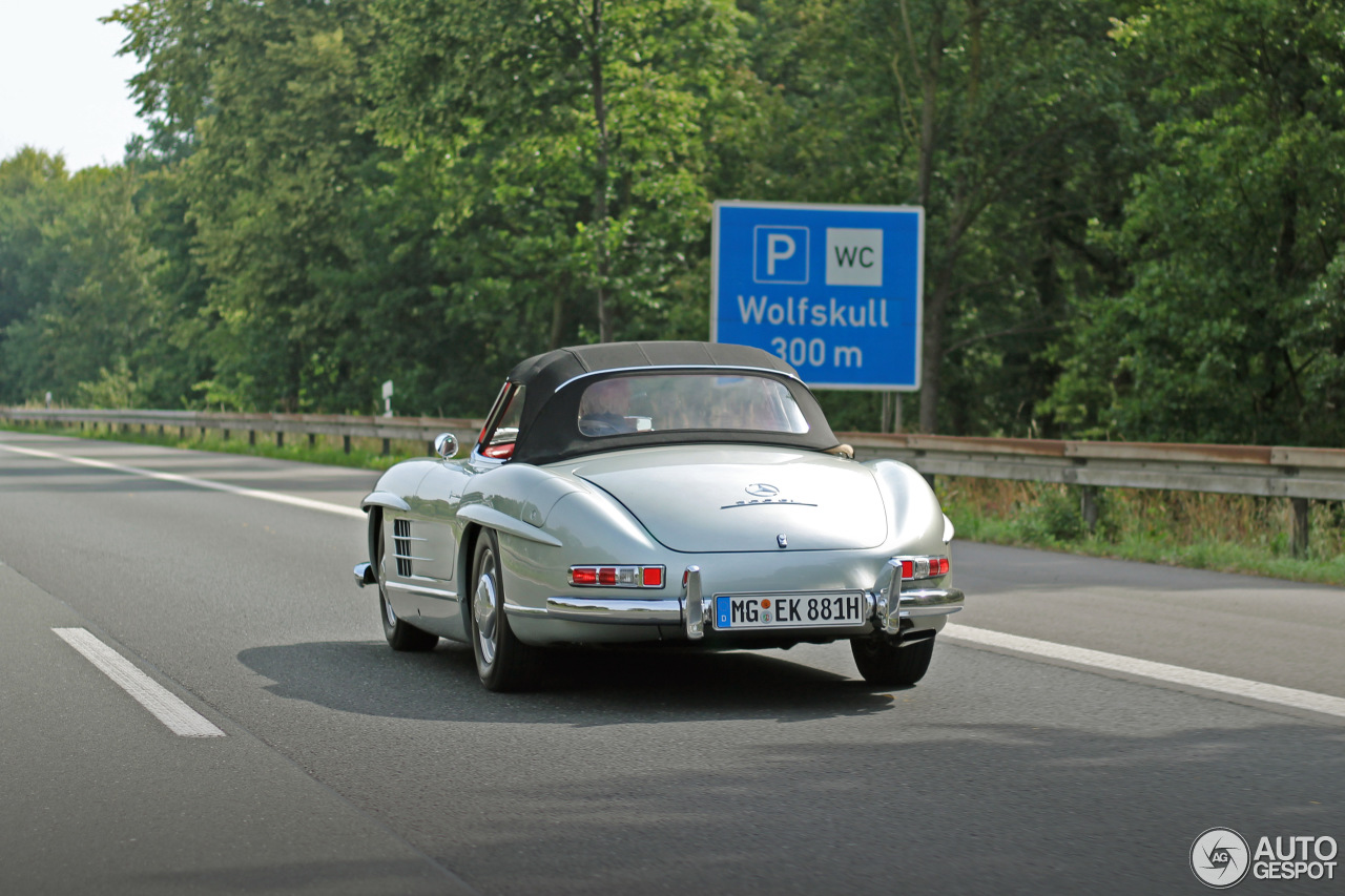 Mercedes-Benz 300SL Roadster