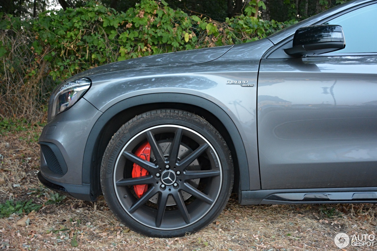 Mercedes-Benz GLA 45 AMG X156