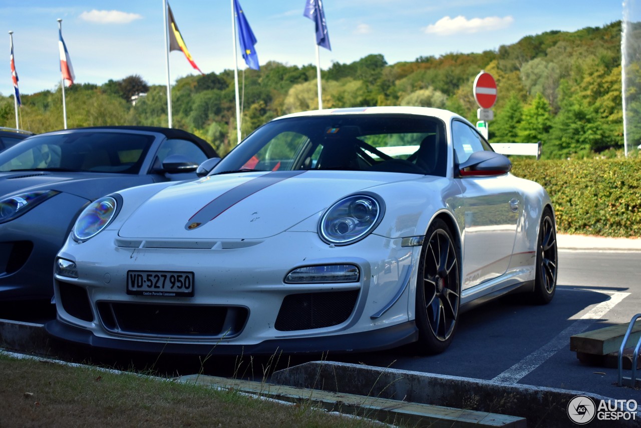 Porsche 997 GT3 RS 4.0