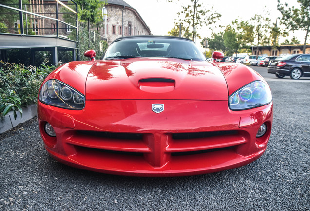 Dodge Viper SRT-10 Roadster 2003