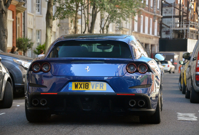 Ferrari GTC4Lusso