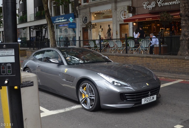 Ferrari GTC4Lusso