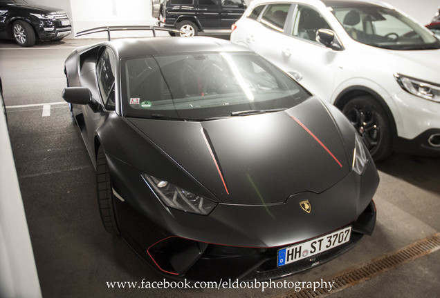 Lamborghini Huracán LP640-4 Performante