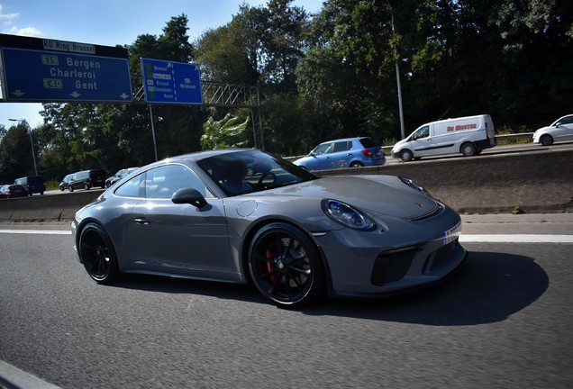 Porsche 991 GT3 Touring