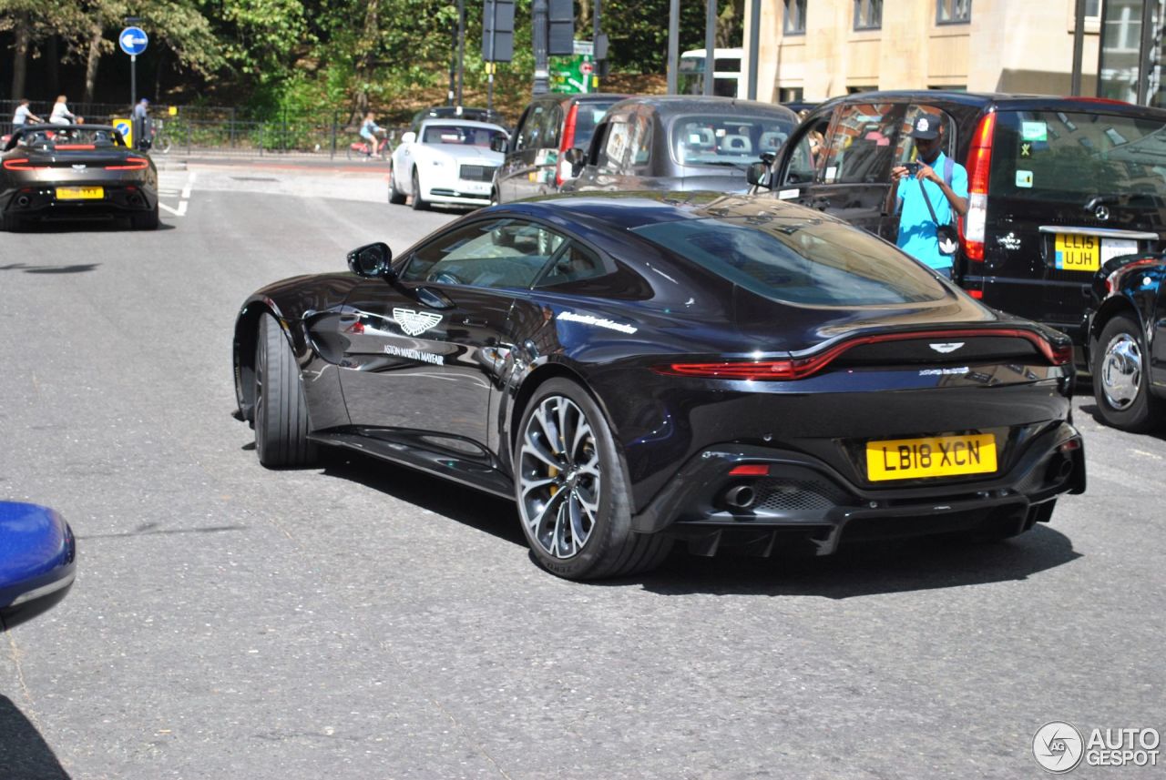 Aston Martin V8 Vantage 2018