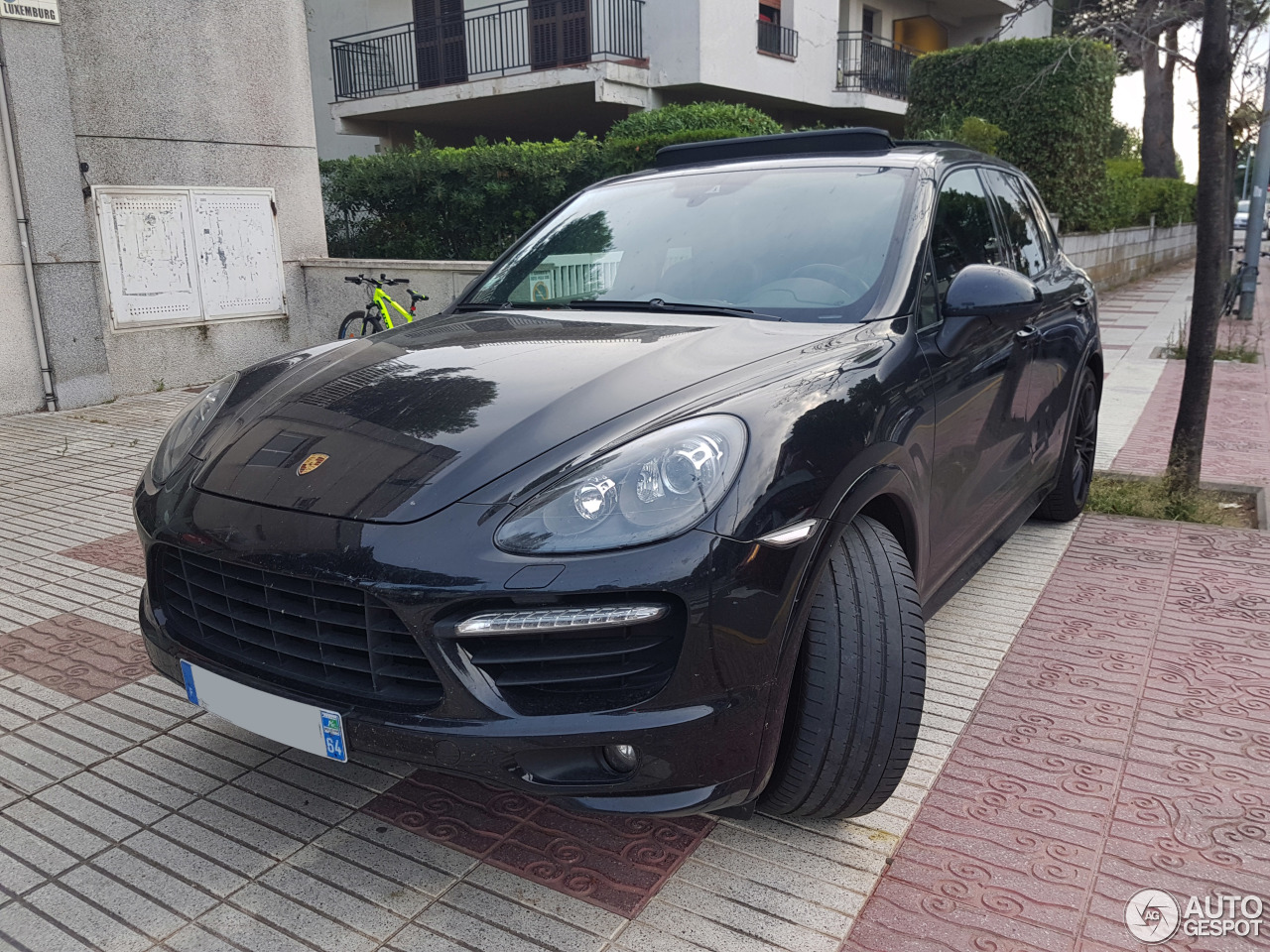 Porsche 958 Cayenne GTS