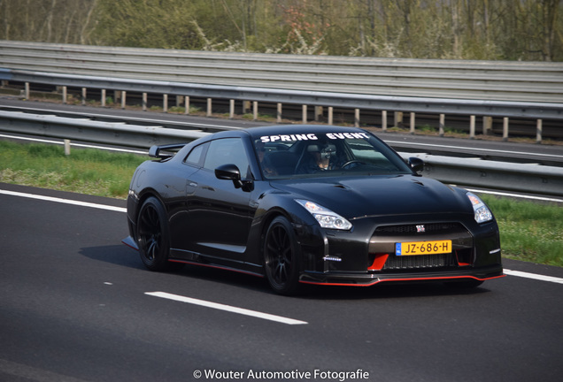 Nissan GT-R