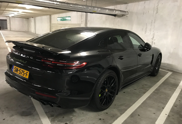 Porsche 971 Panamera Turbo S E-Hybrid