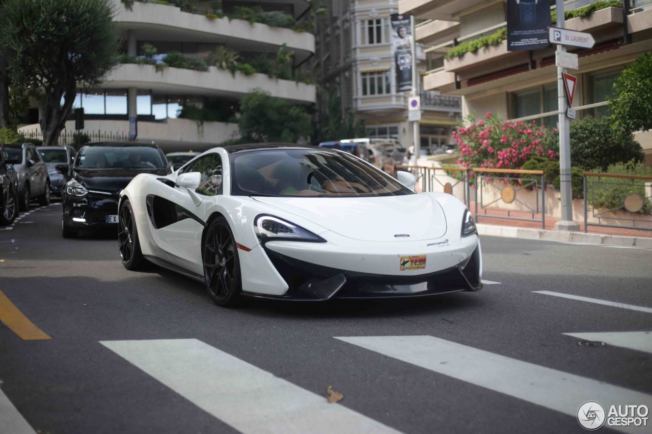 McLaren 570GT