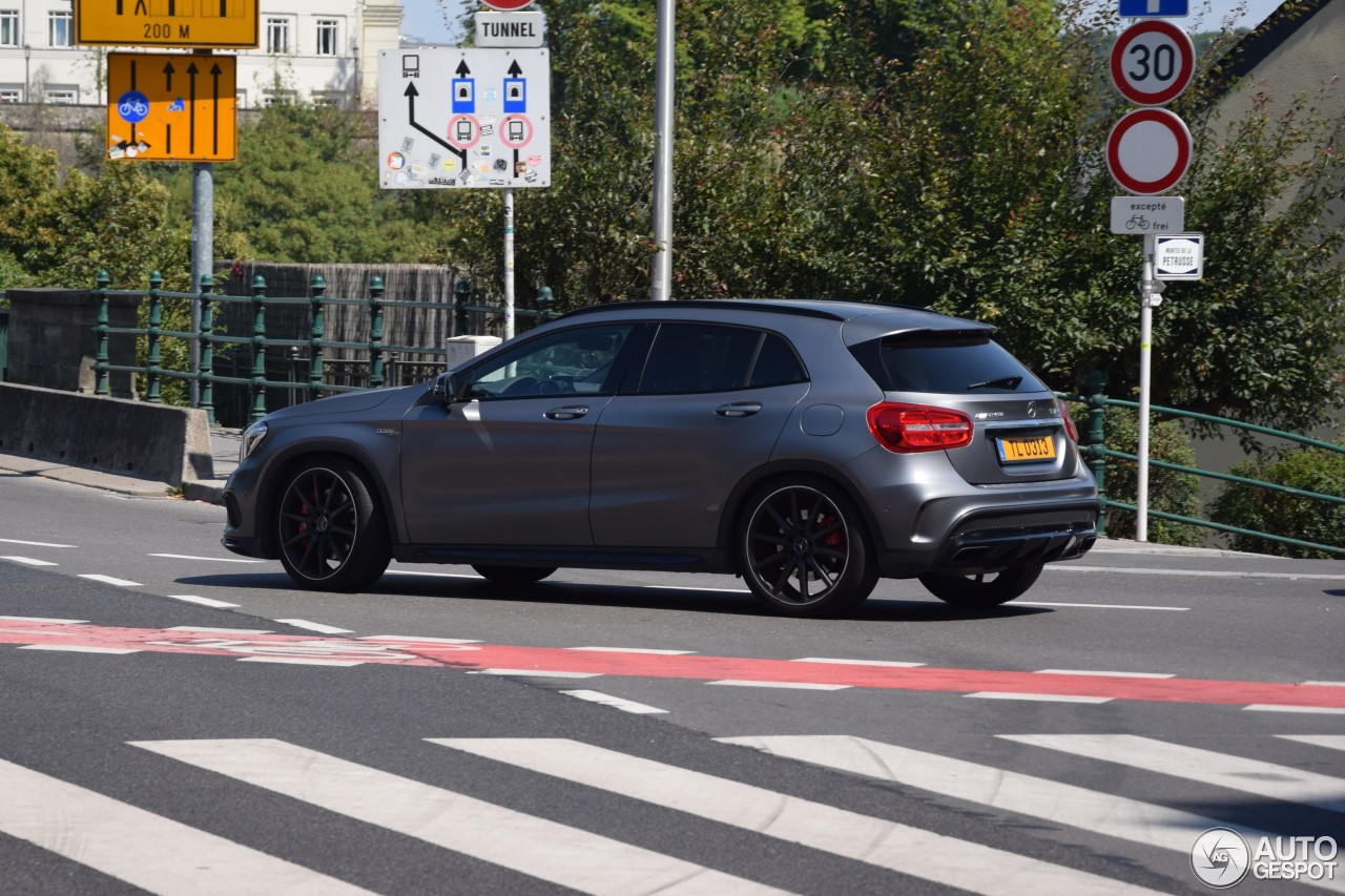 Mercedes-AMG GLA 45 X156