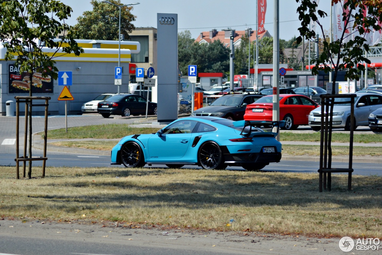 Porsche 991 GT2 RS Weissach Package