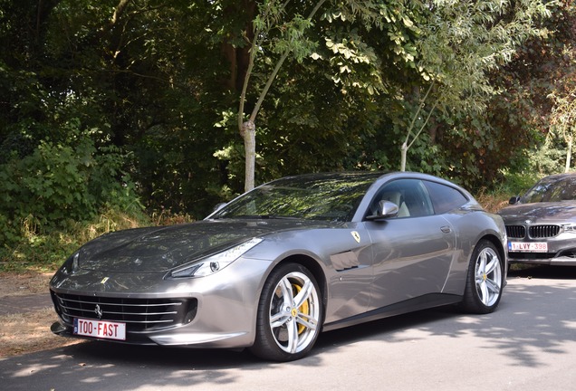 Ferrari GTC4Lusso