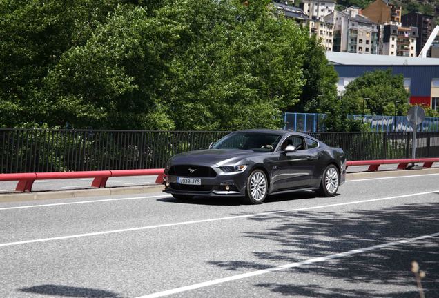 Ford Mustang GT 2015