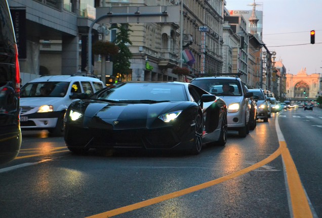 Lamborghini Aventador LP700-4