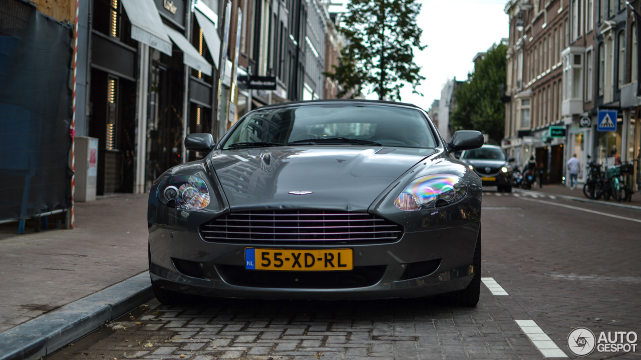 Aston Martin DB9 Volante