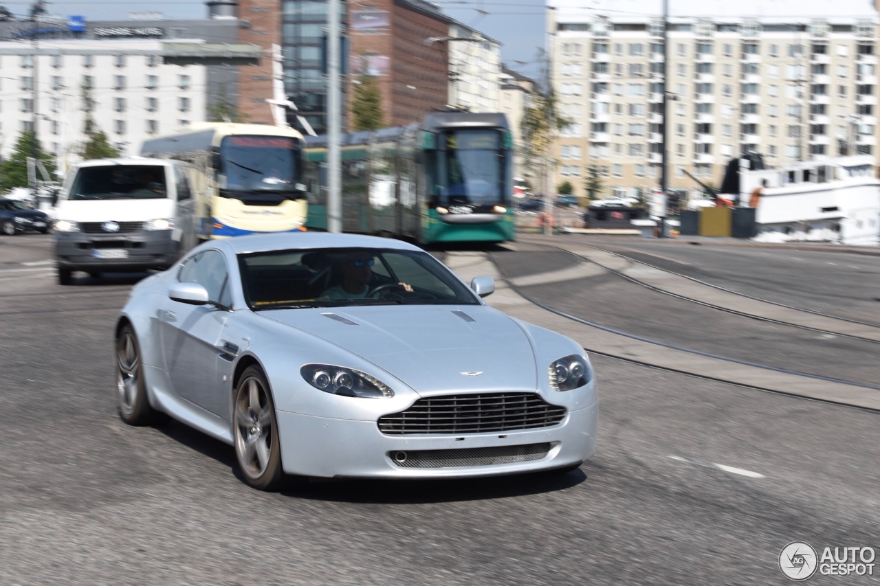 Aston Martin V8 Vantage N400