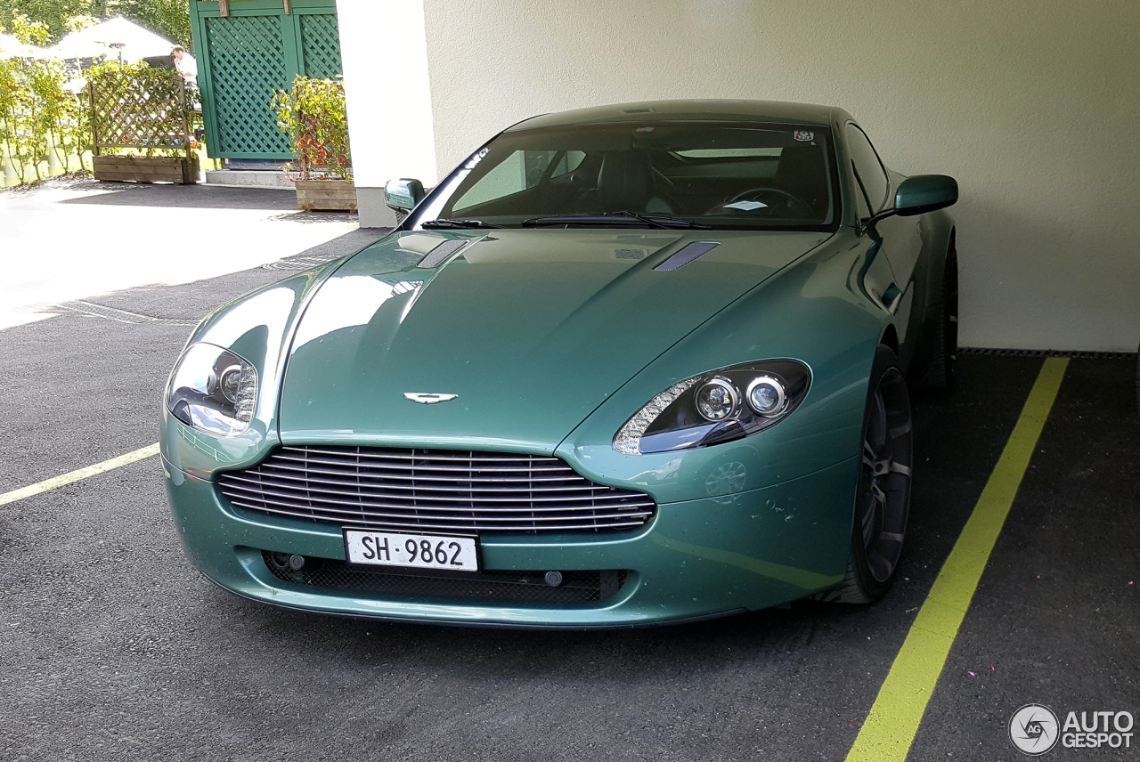 Aston Martin V8 Vantage