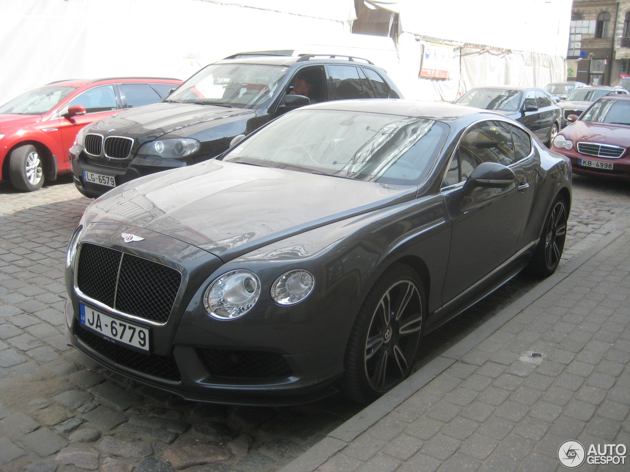 Bentley Continental GT V8