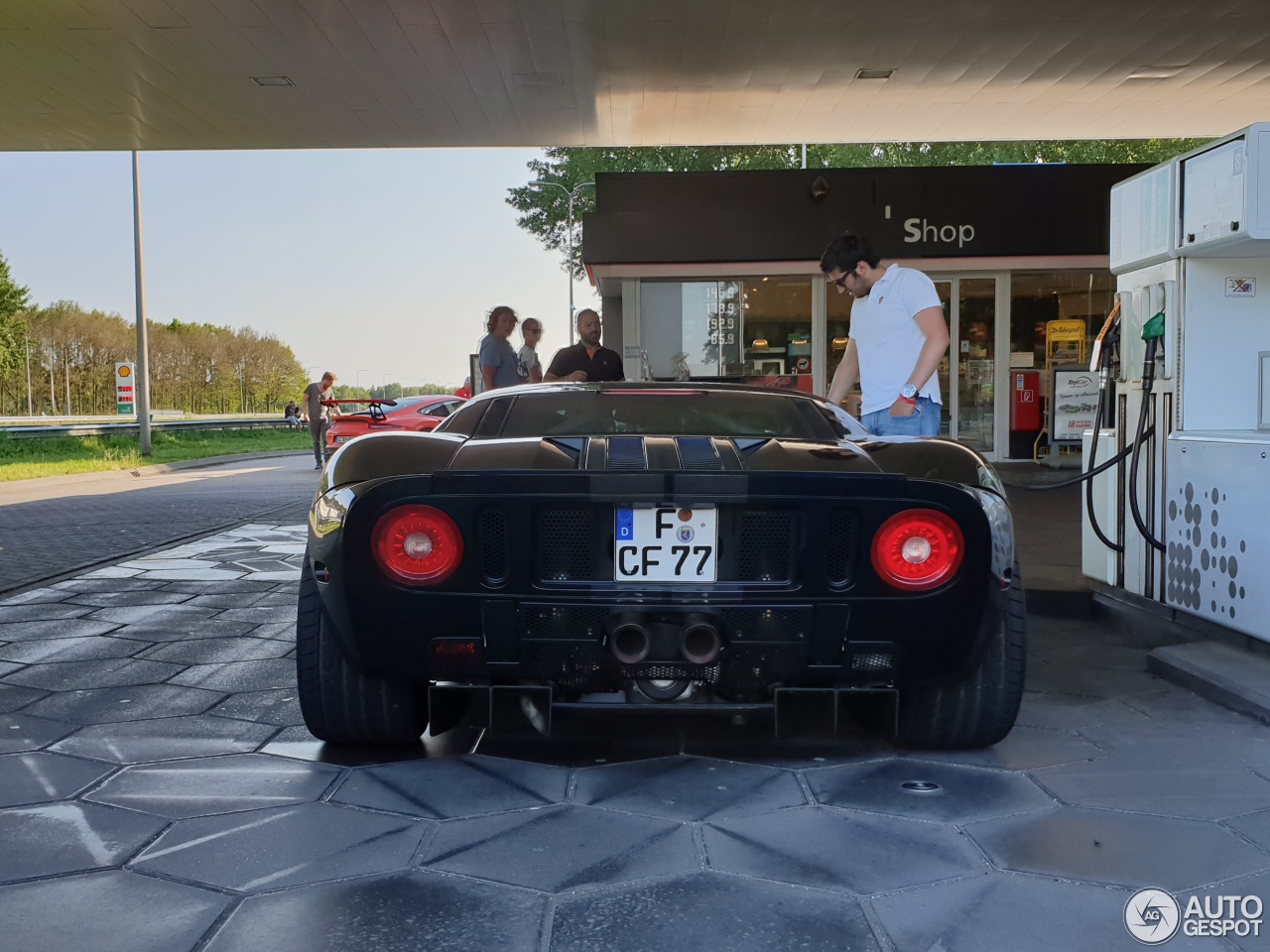 Ford GT