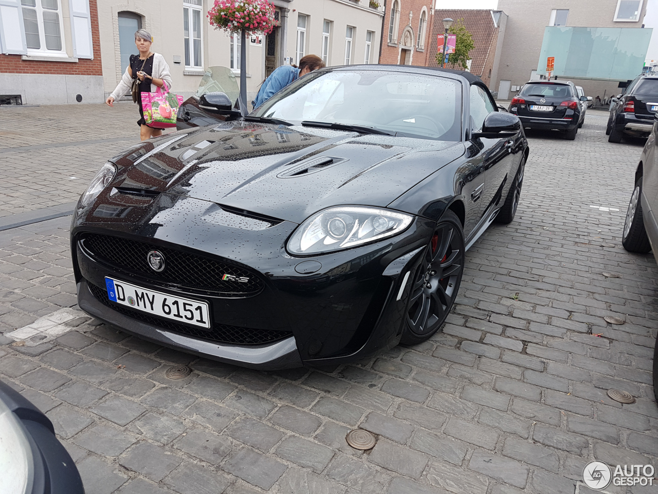 Jaguar XKR-S Convertible 2012