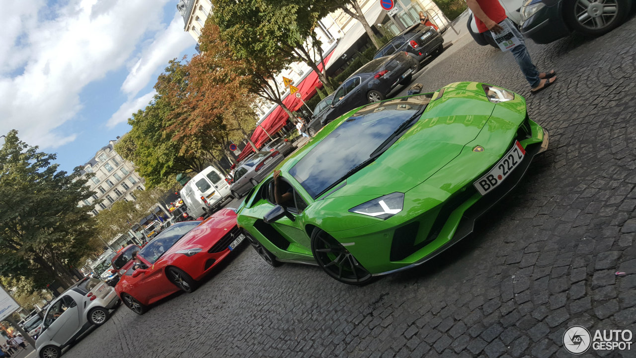 Lamborghini Aventador S LP740-4