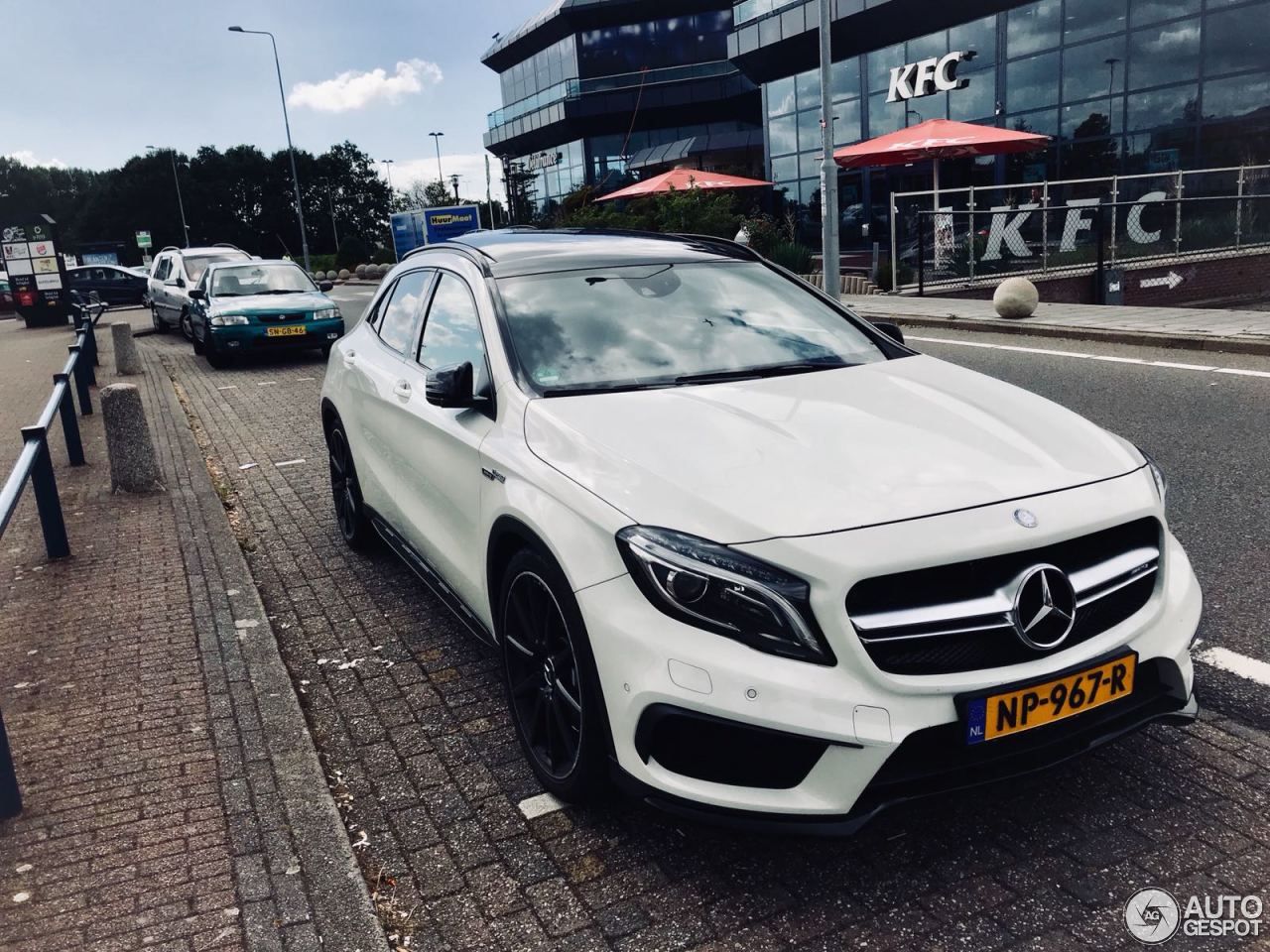 Mercedes-Benz GLA 45 AMG X156