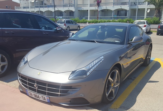 Ferrari FF