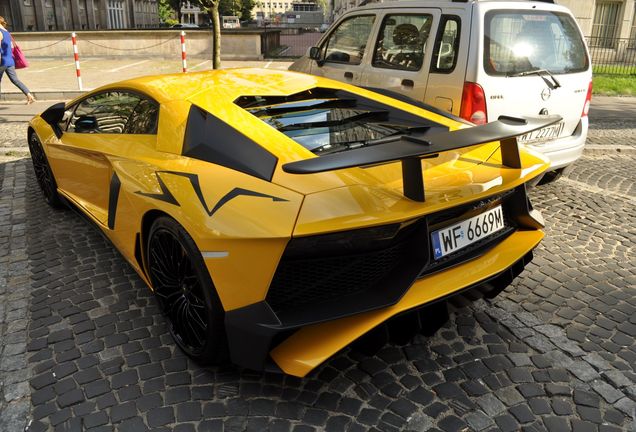 Lamborghini Aventador LP750-4 SuperVeloce