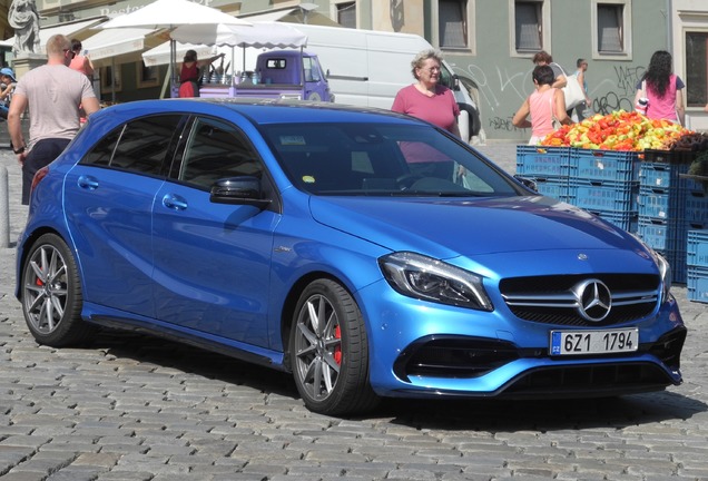 Mercedes-AMG A 45 W176 2015