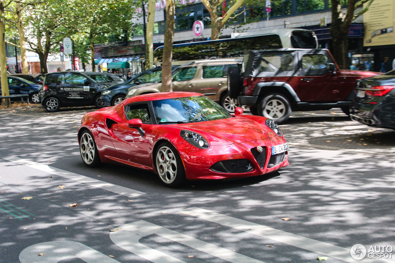 Alfa Romeo 4C Coupé