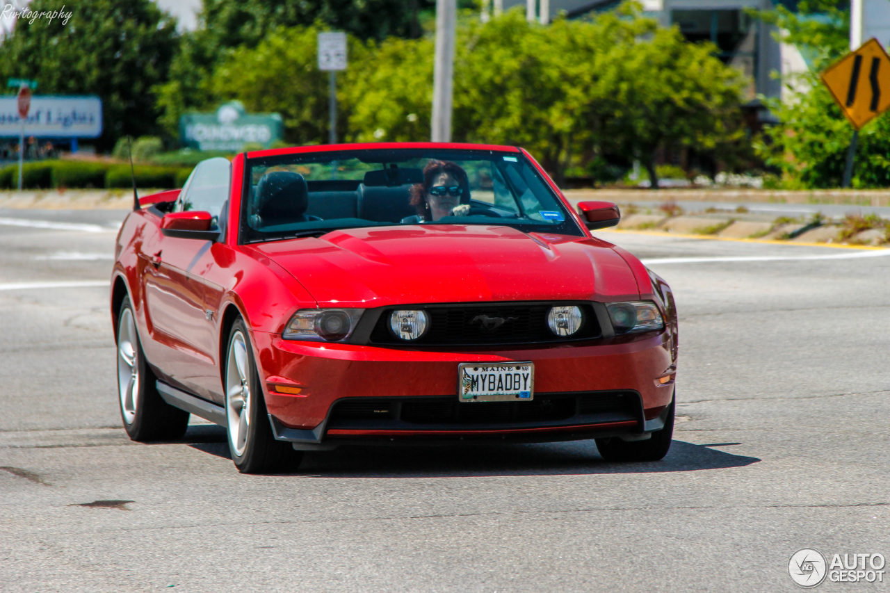 Ford Mustang GT Convertible 2010