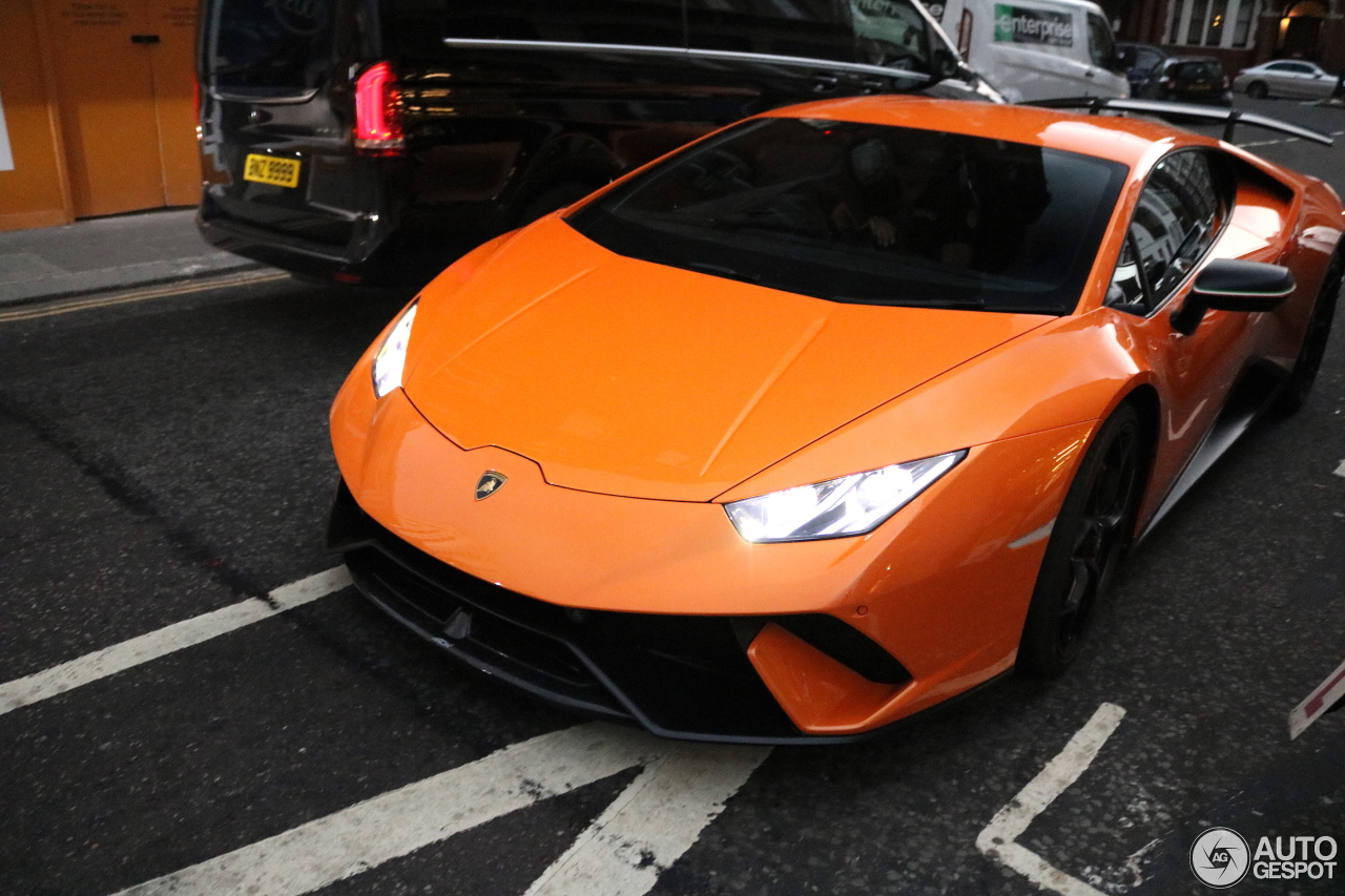 Lamborghini Huracán LP640-4 Performante