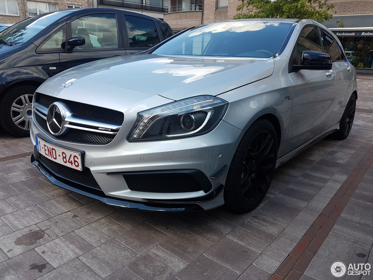 Mercedes-Benz A 45 AMG