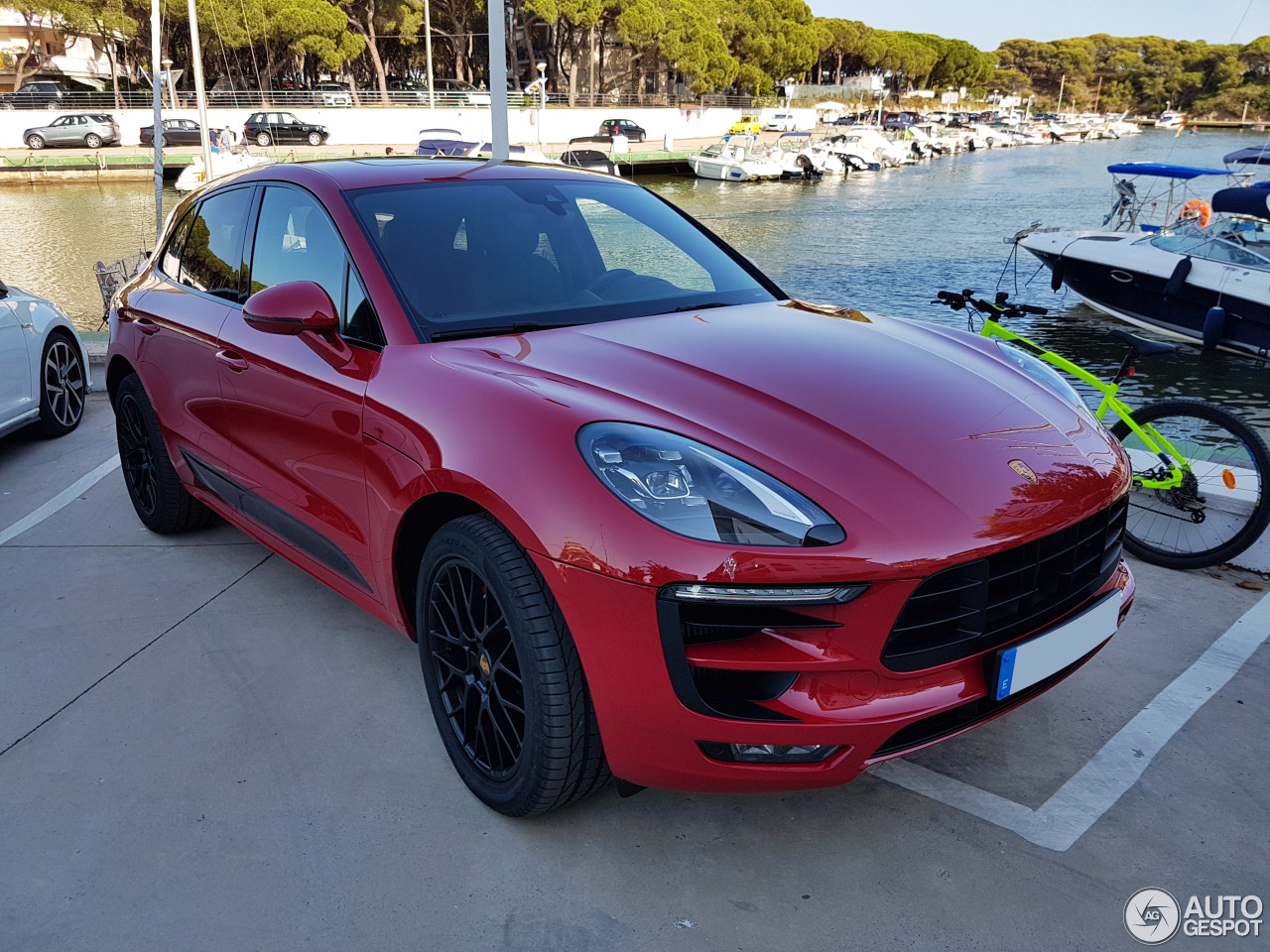 Porsche 95B Macan GTS