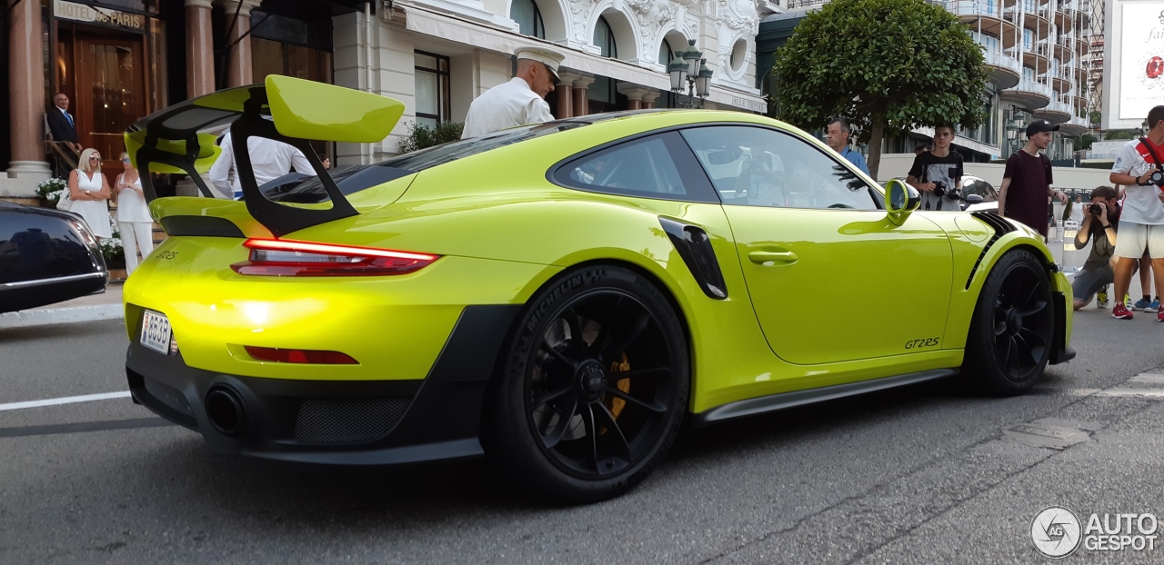 Porsche 991 GT2 RS Weissach Package