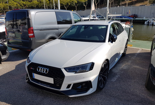 Audi RS4 Avant B9