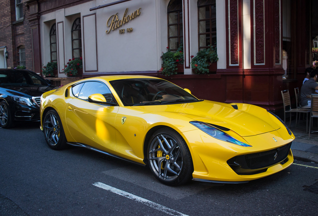 Ferrari 812 Superfast