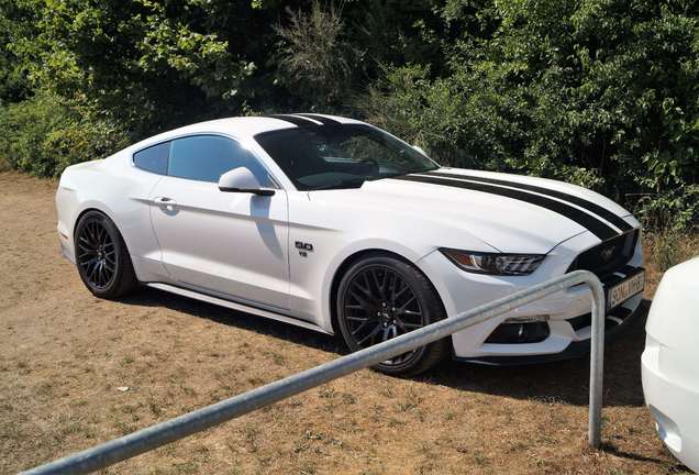 Ford Mustang GT 2015