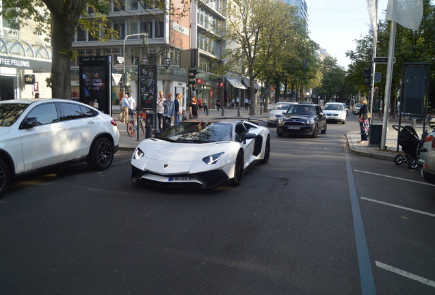 Lamborghini Aventador LP750-4 SuperVeloce Roadster