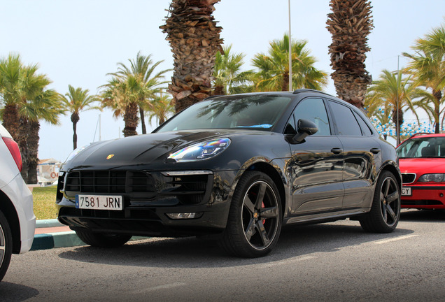 Porsche 95B Macan GTS