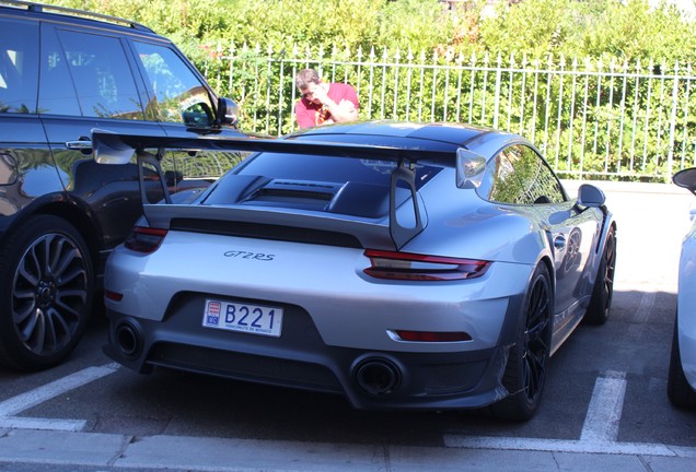 Porsche 991 GT2 RS Weissach Package