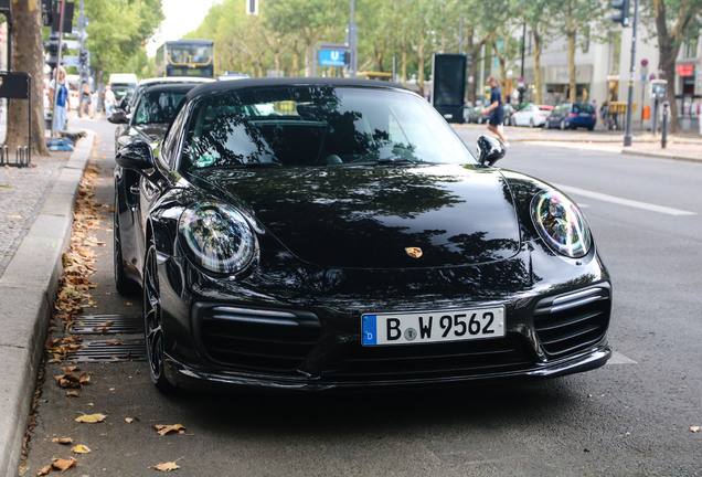 Porsche 991 Turbo S Cabriolet MkII