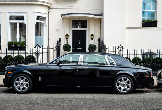 Rolls-Royce Phantom EWB Series II