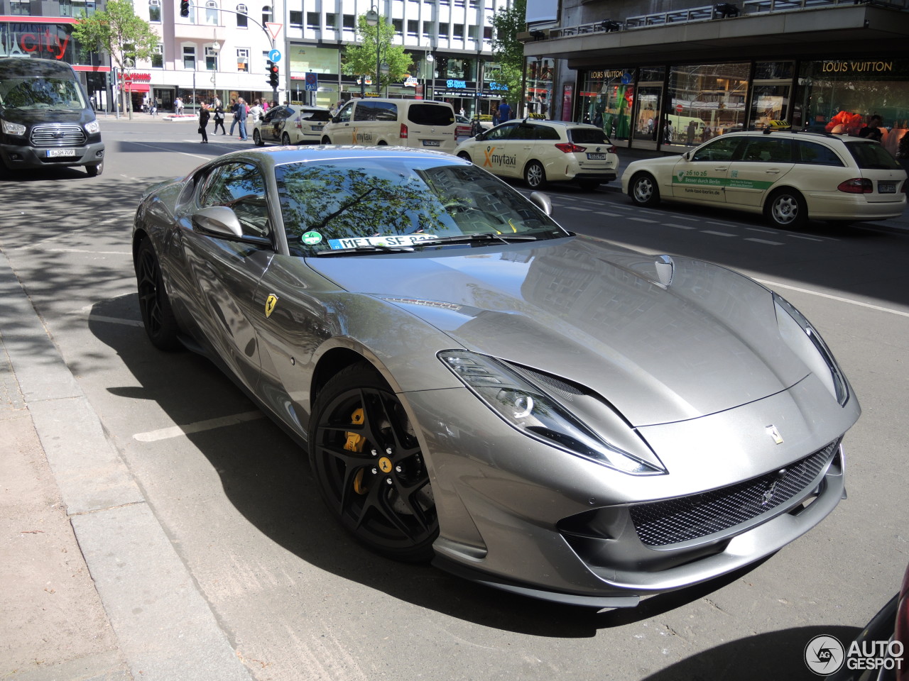 Ferrari 812 Superfast