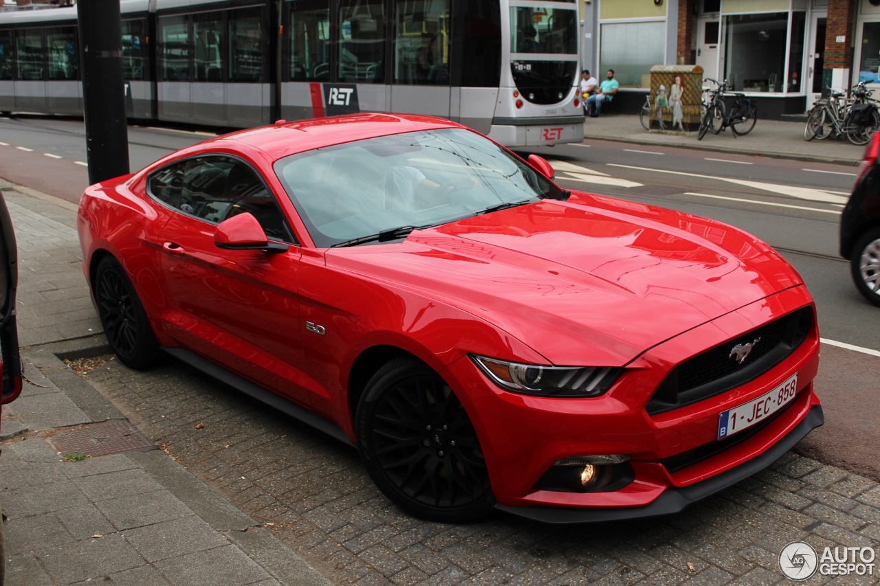 Ford Mustang GT 2015