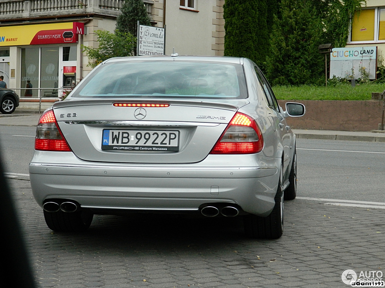 Mercedes-Benz E 63 AMG