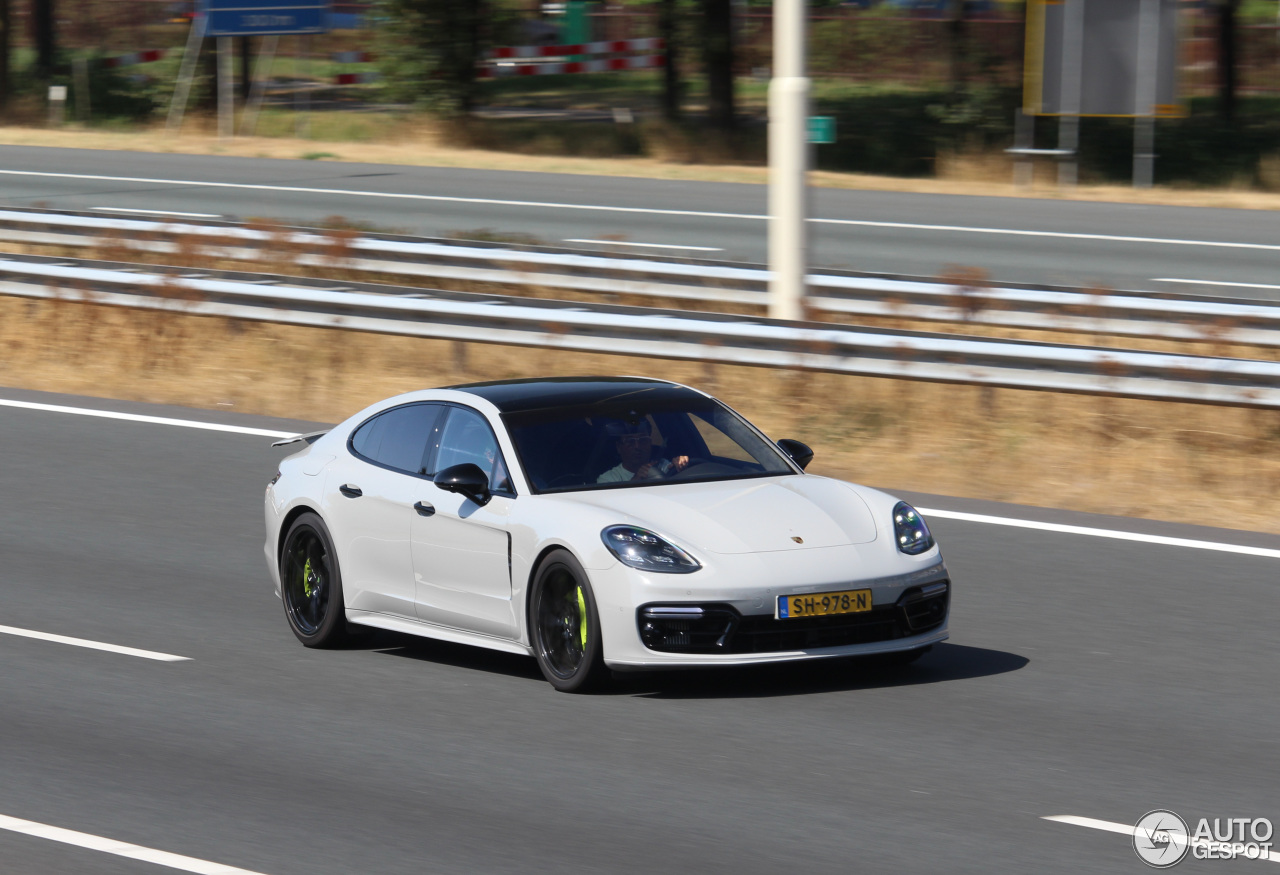 Porsche 971 Panamera Turbo S E-Hybrid