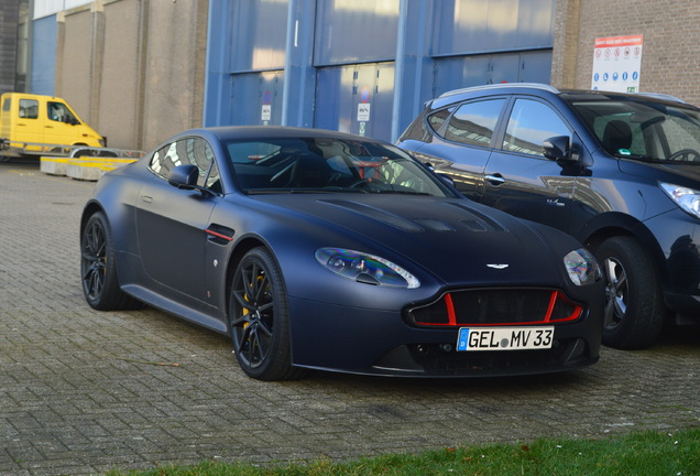 Aston Martin V12 Vantage S Red Bull Racing Edition